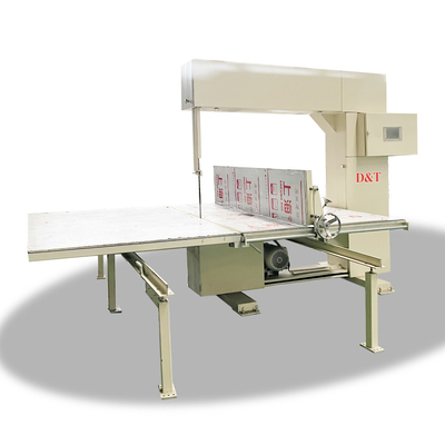 El controlar vertical automático del CNC de la cortadora de la esponja