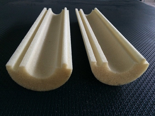 Máquina de corte de espuma de PU totalmente automática con sistema de control informático industrial para materiales rígidos y flexibles