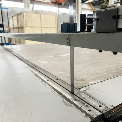 Velocidad rápida 600m m de la esponja PE de la espuma de la máquina vertical automática del cortador