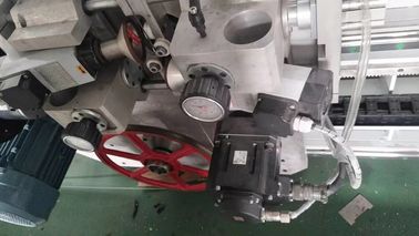 Máquina vertical de la espuma de poliuretano del látex del CNC con el cuchillo rotatorio