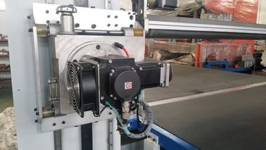 Cortadora oscilante del contorno de la cuchilla dual del CNC para cortar las formas 3D