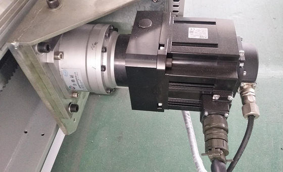 la cortadora de la esponja del CNC de 40m/Min Upright 3D forma para la espuma flexible